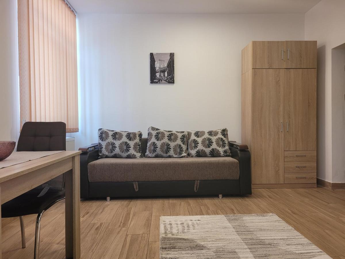 Apartamente Livada Râmnicu Vâlcea Exteriér fotografie